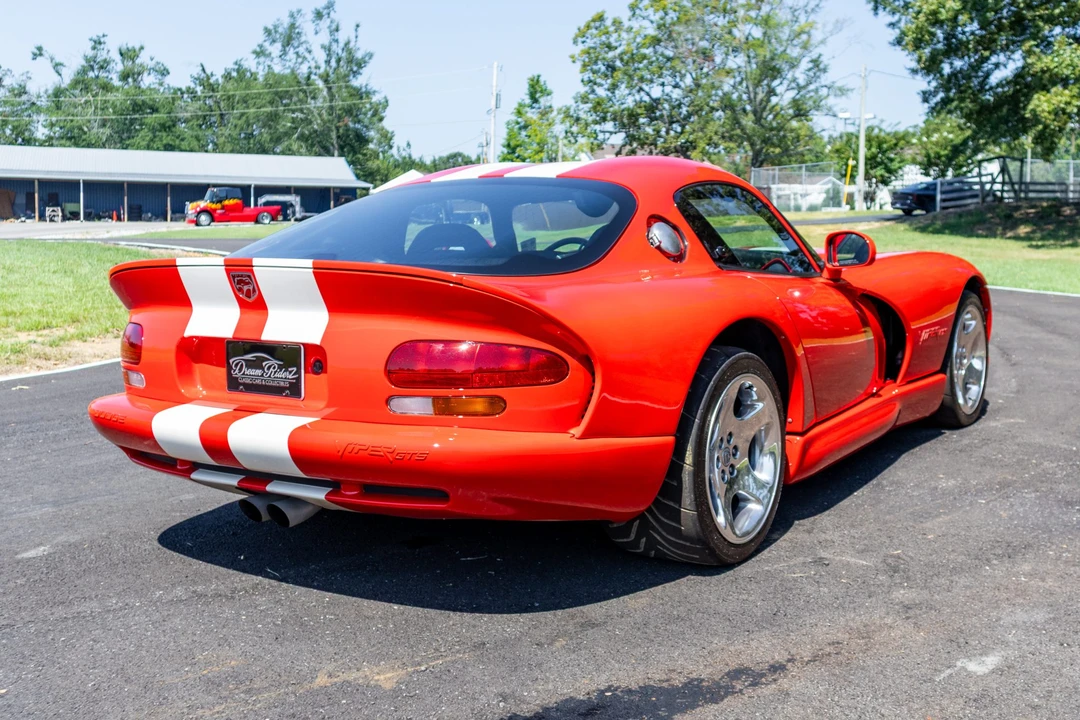 2002 Dodge Viper GTS 2nd Gen - Image 4 of 31