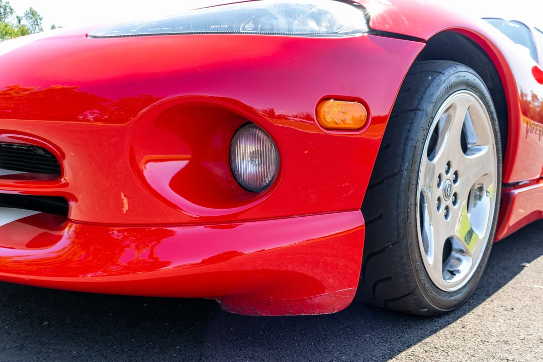 2002 Dodge Viper GTS 2nd Gen - Image 22 of 31