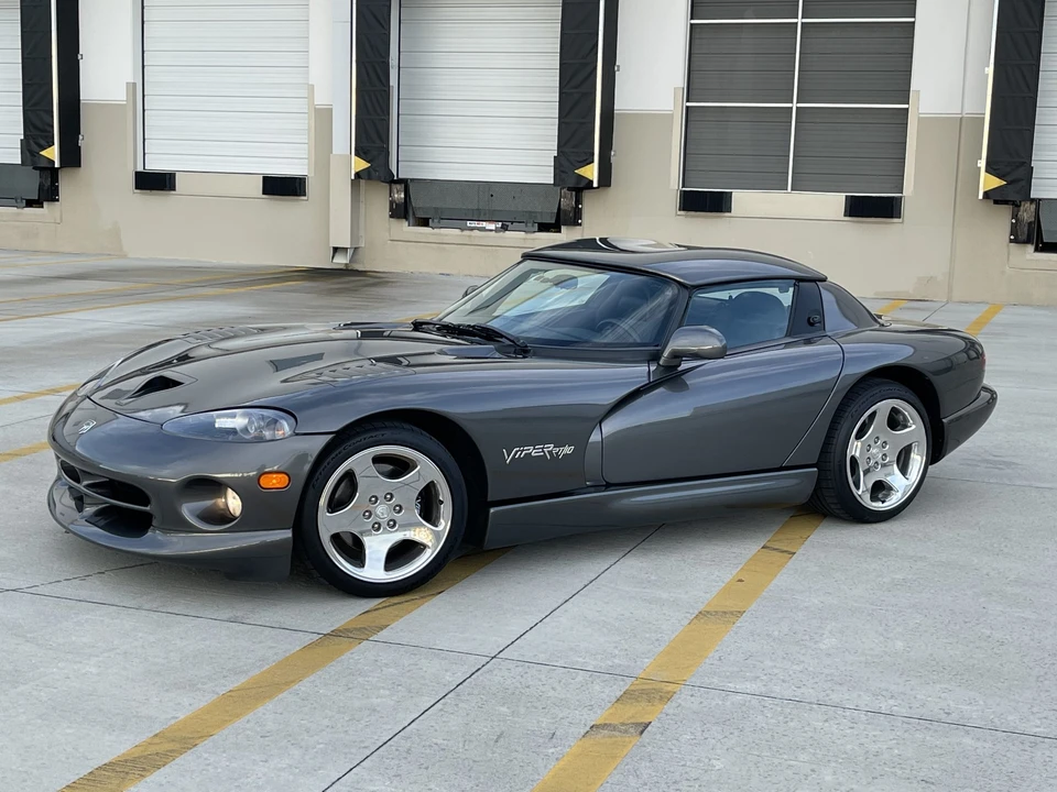 2002 Dodge Viper 2nd Gen - Image 22 of 31