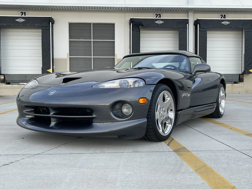 2002 Dodge Viper 2nd Gen - Image 25 of 31