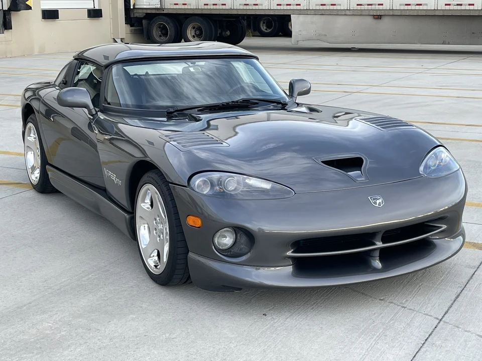 2002 Dodge Viper 2nd Gen - Image 29 of 31