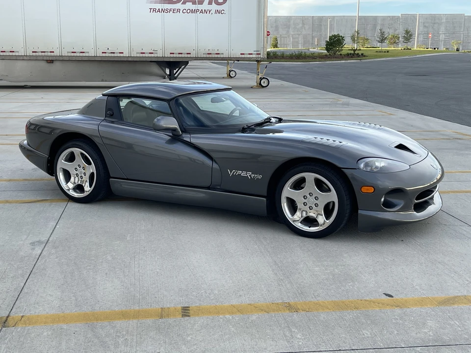 2002 Dodge Viper 2nd Gen - Image 30 of 31