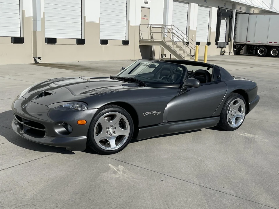 2002 Dodge Viper 2nd Gen - Image 11 of 31