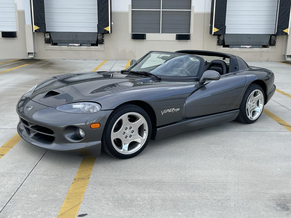 2002 Dodge Viper 2nd Gen - Image 9 of 31