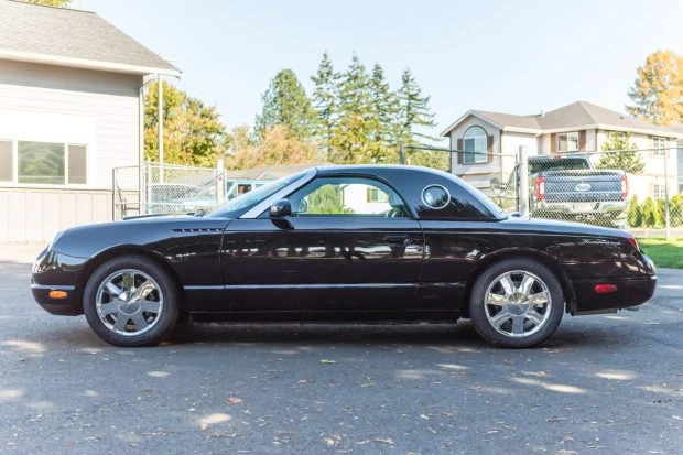 2002 Ford Thunderbird 11th Gen - Image 3 of 7