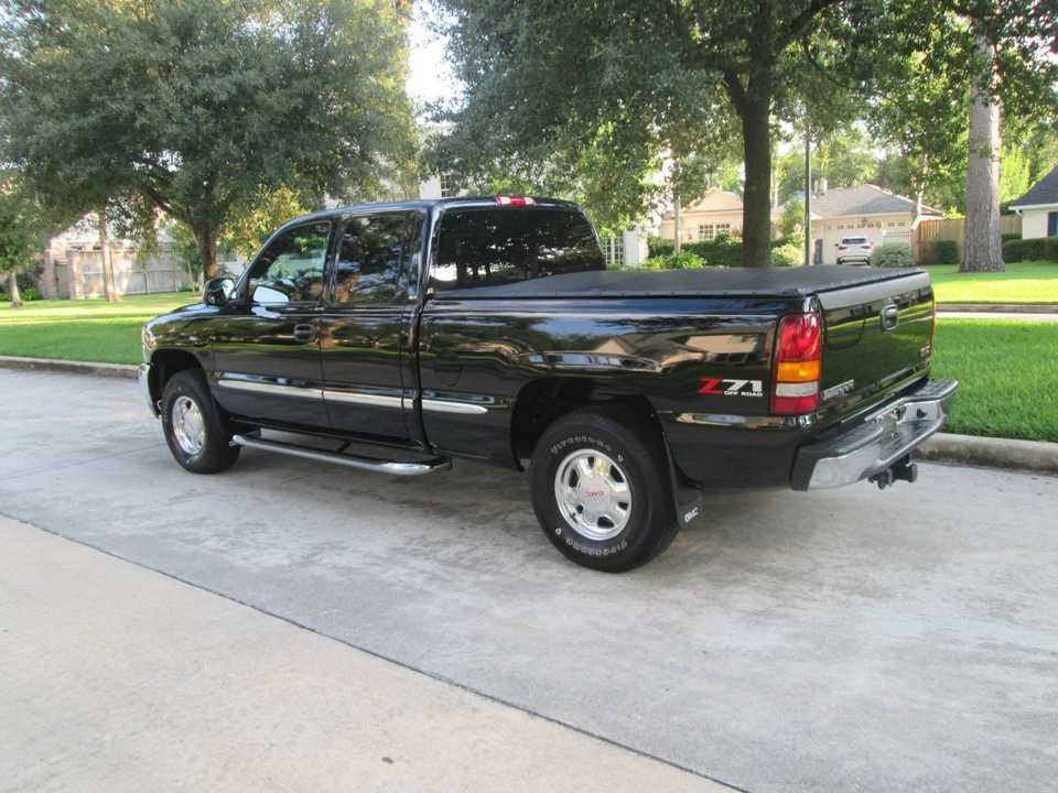 2002 GMC Sierra 2nd Gen - Image 25 of 31