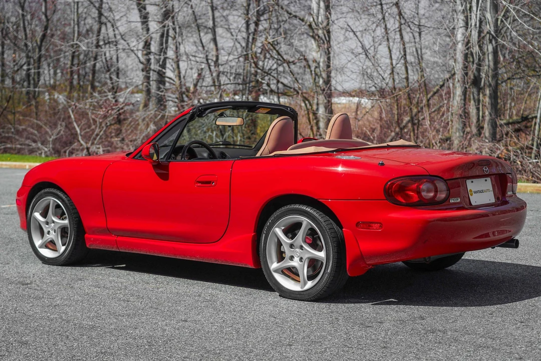 2002 Mazda NB MX-5 Miata - Image 5 of 31