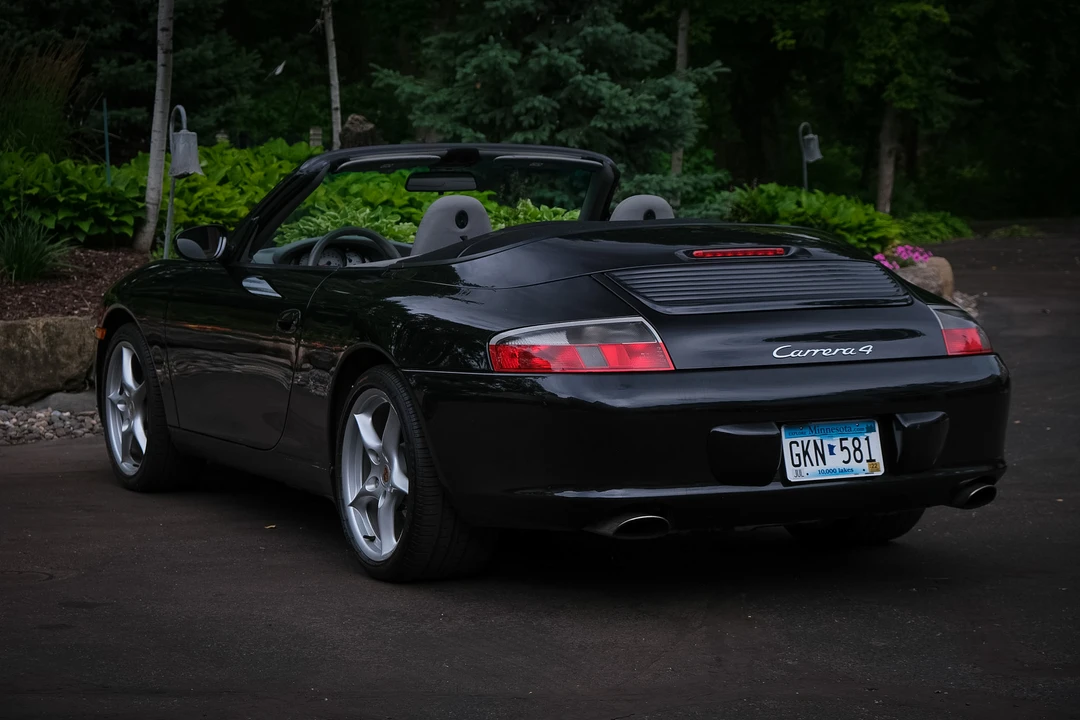 2002 Porsche 996 Carrera 4S - Image 4 of 31