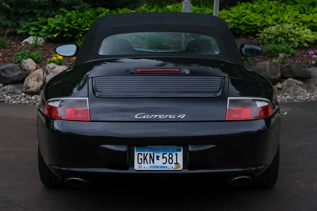 2002 Porsche 996 Carrera 4S - Image 16 of 31