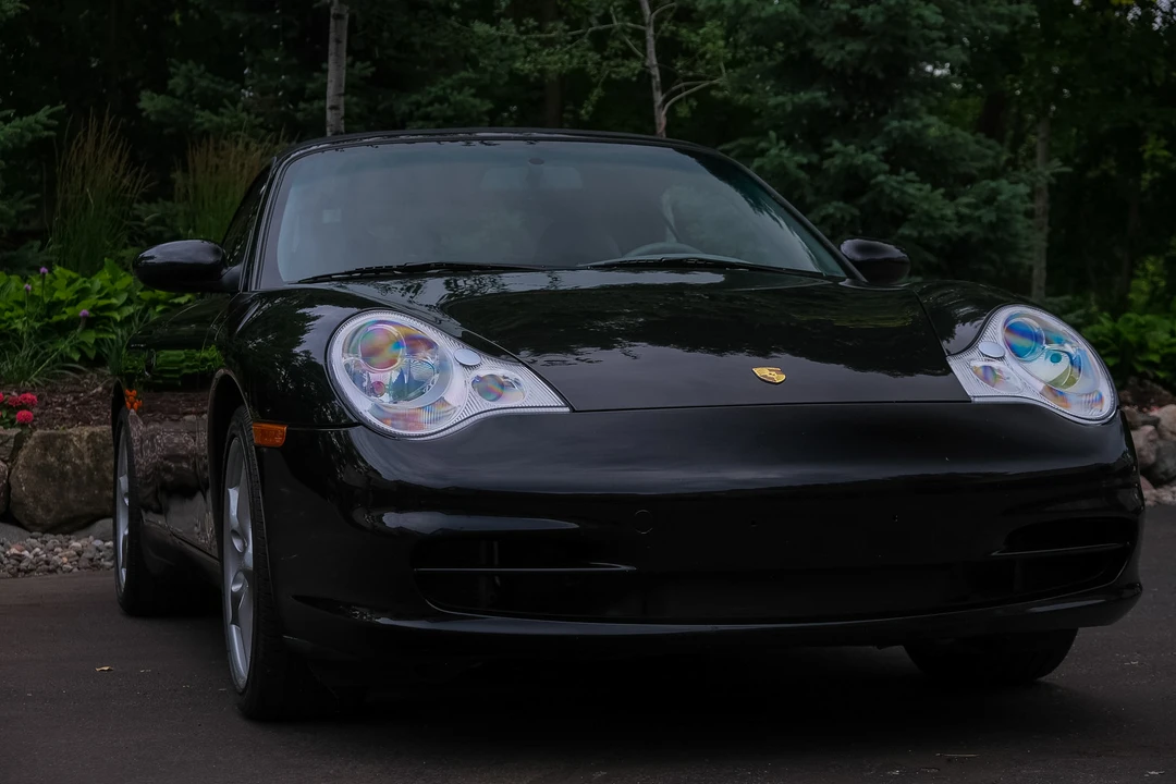 2002 Porsche 996 Carrera 4S - Image 23 of 31