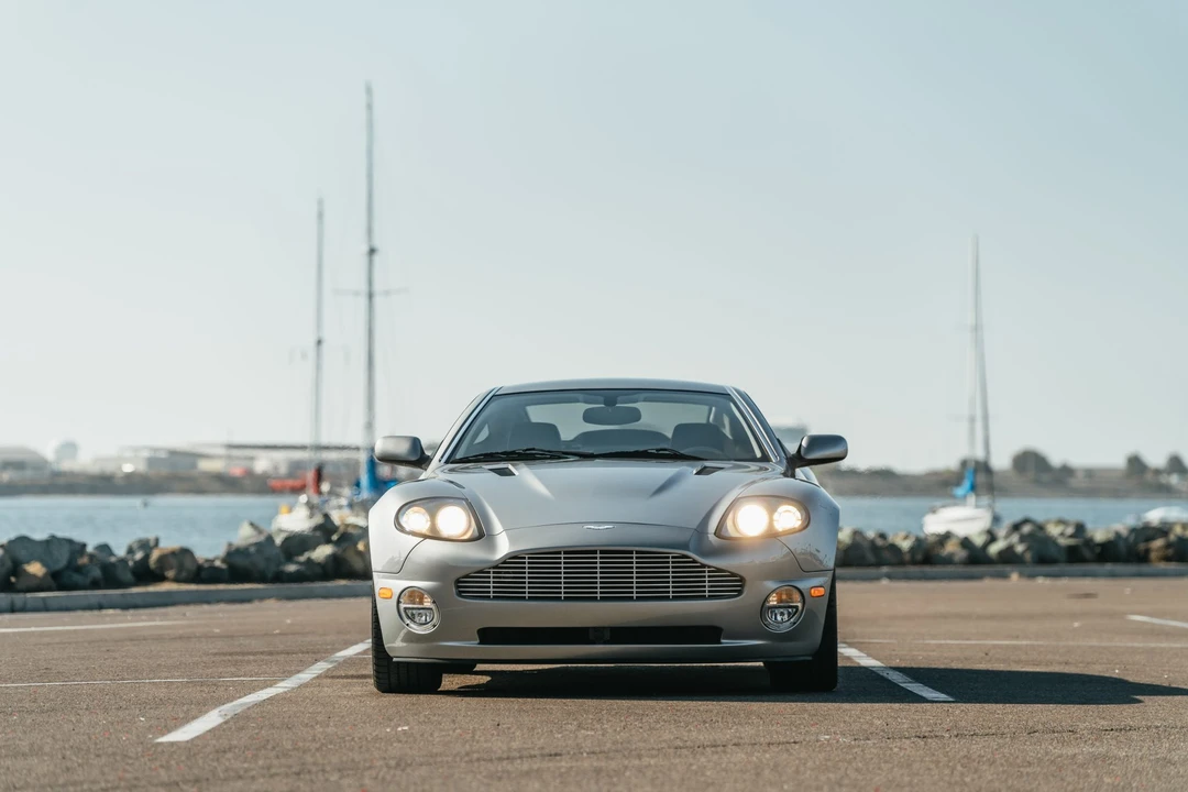 2003 Aston Martin Vanquish 1st Gen - Image 3 of 31