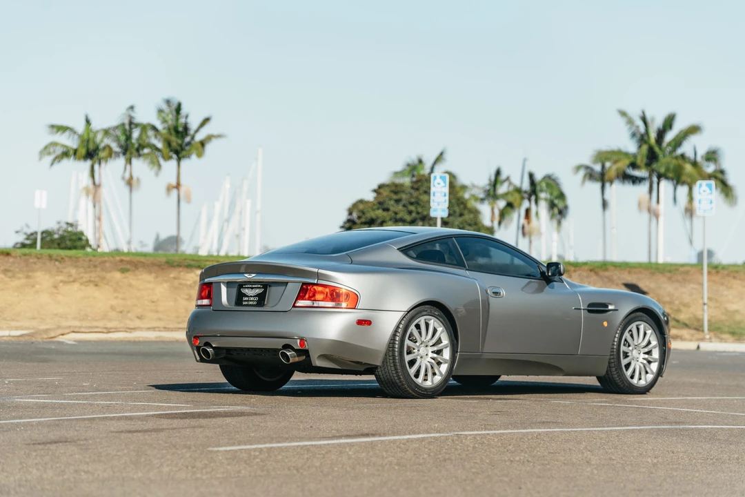 2003 Aston Martin Vanquish 1st Gen - Image 6 of 31