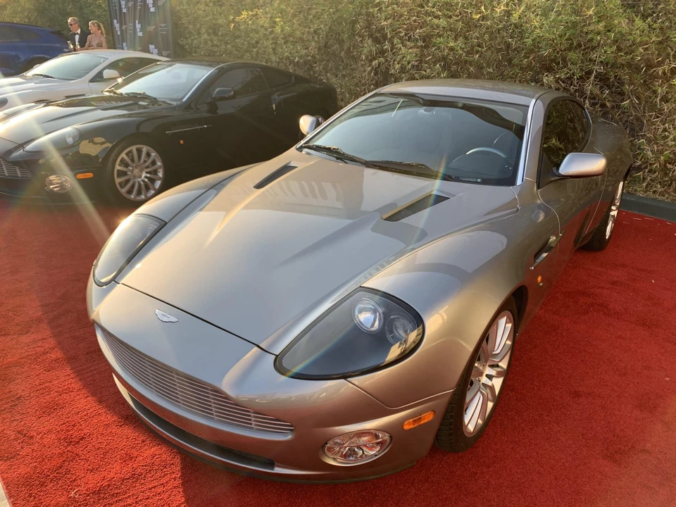 2003 Aston Martin Vanquish 1st Gen - Image 18 of 31