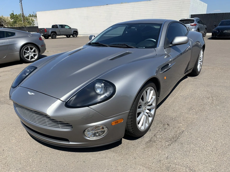 2003 Aston Martin Vanquish 1st Gen - Image 12 of 31