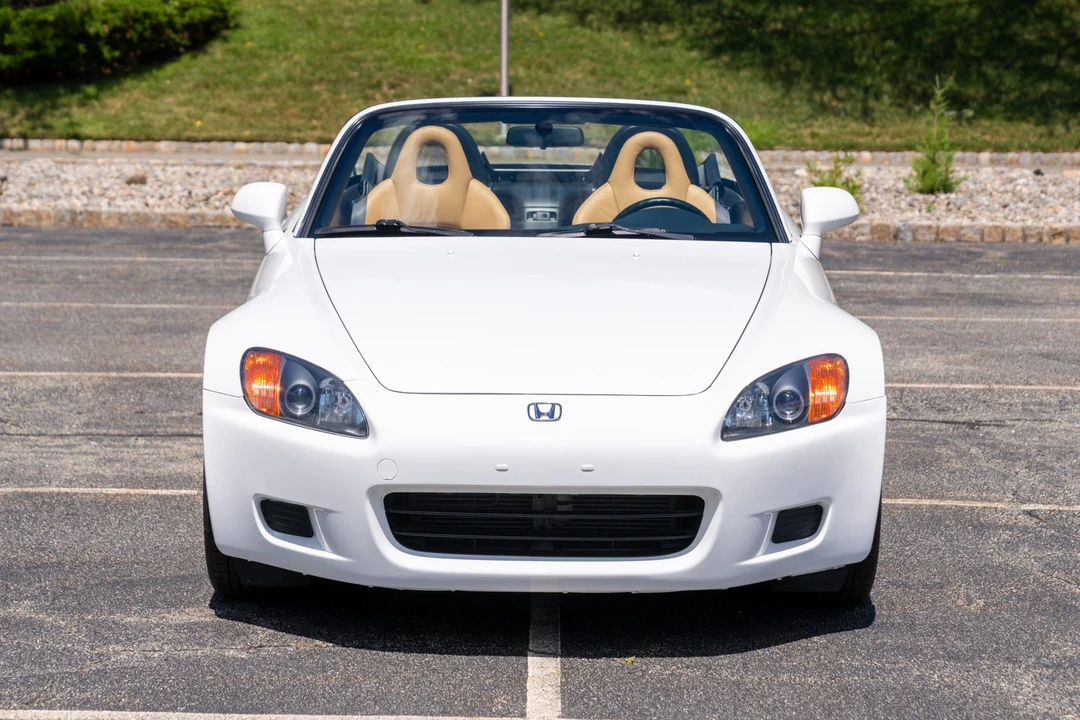 2003 Honda AP1 S2000 - Image 2 of 31