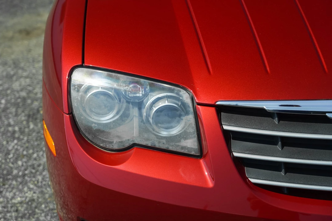 2004 Chrysler Crossfire - Image 16 of 31