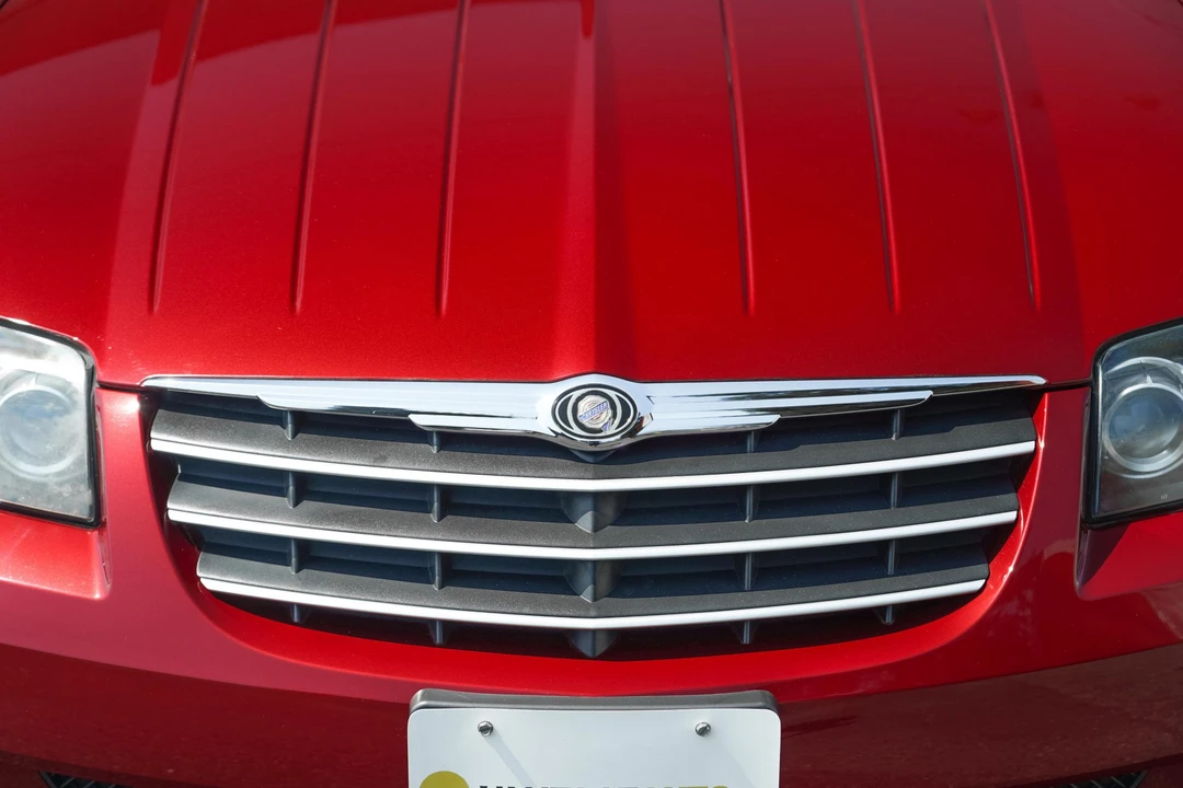 2004 Chrysler Crossfire - Image 18 of 31