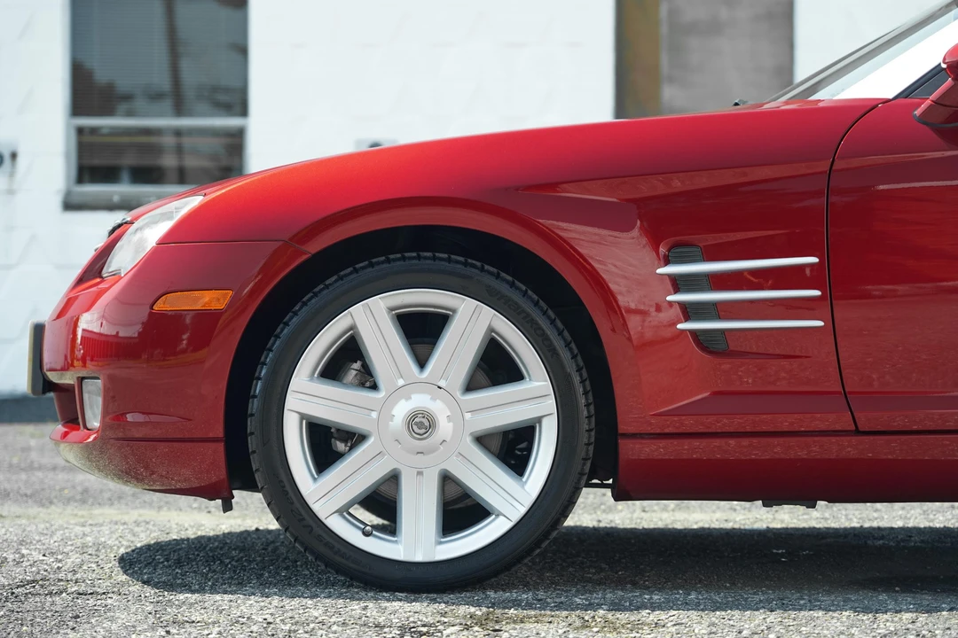 2004 Chrysler Crossfire - Image 26 of 31