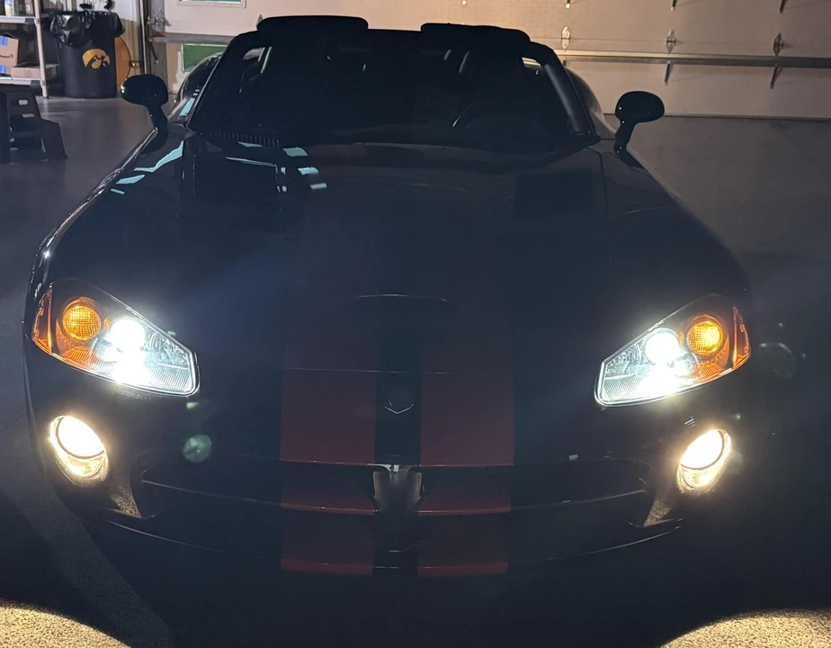 2004 Dodge Viper 3rd Gen - Image 12 of 31