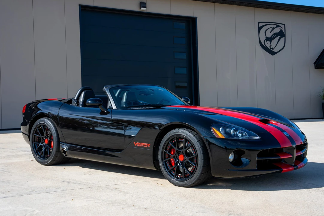 2004 Dodge Viper 3rd Gen - Image 3 of 31