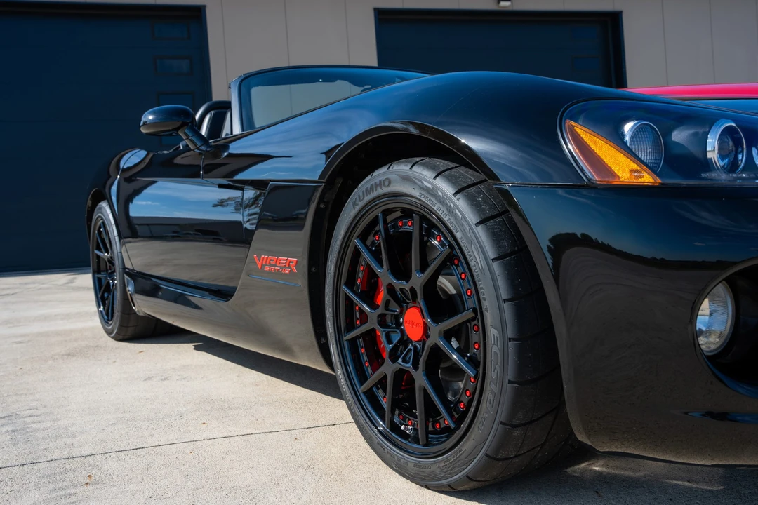 2004 Dodge Viper 3rd Gen - Image 15 of 31