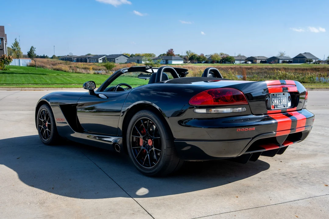 2004 Dodge Viper 3rd Gen - Image 7 of 31