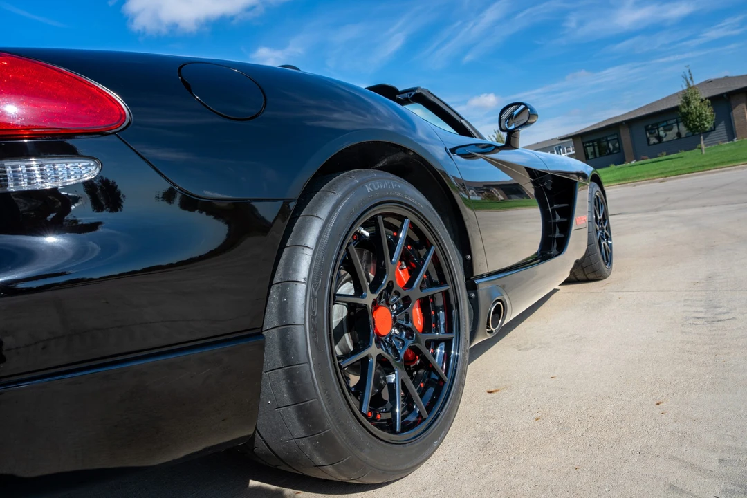 2004 Dodge Viper 3rd Gen - Image 17 of 31