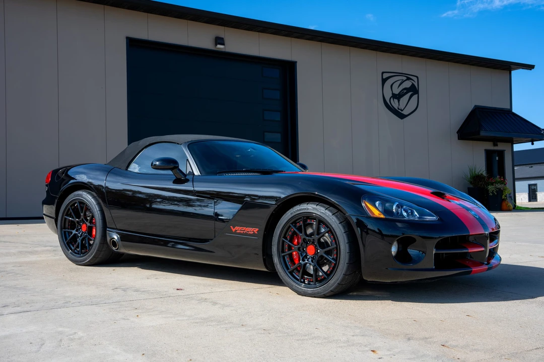 2004 Dodge Viper 3rd Gen - Image 4 of 31