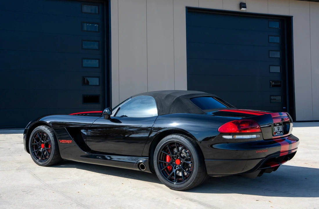 2004 Dodge Viper 3rd Gen - Image 9 of 31