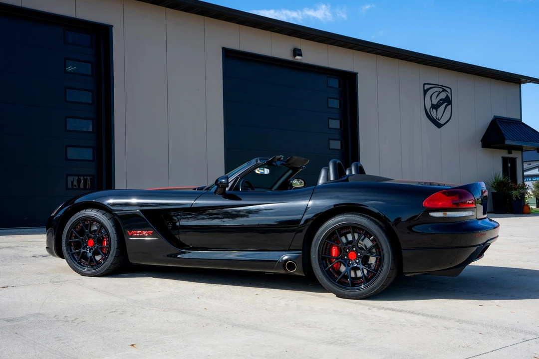 2004 Dodge Viper 3rd Gen - Image 10 of 31