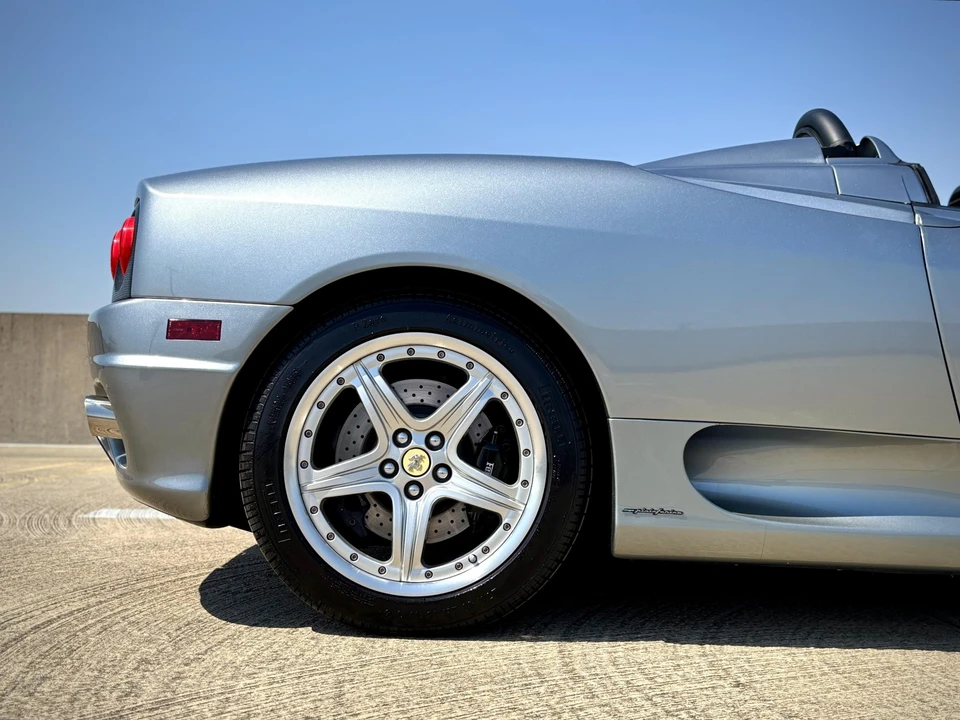2004 Ferrari 360 Spider - Image 17 of 31