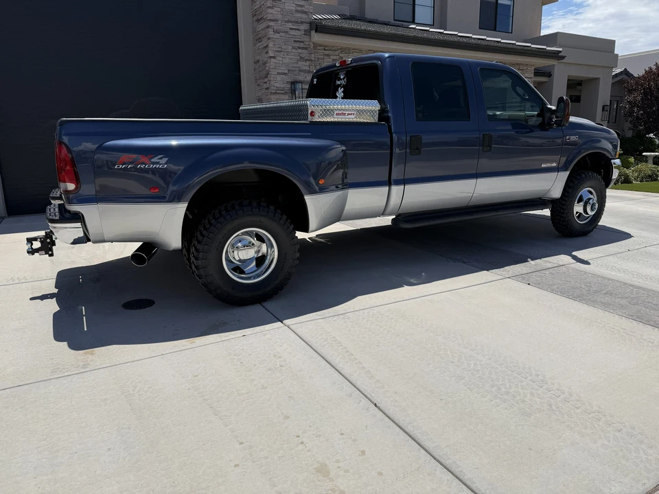 2004 Ford Super Duty 1st Gen - Image 10 of 31