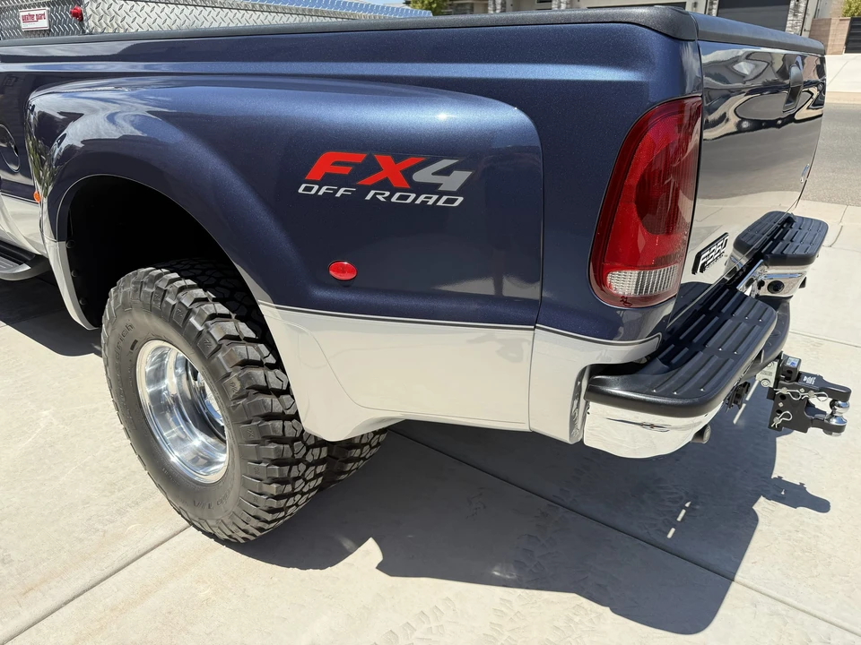 2004 Ford Super Duty 1st Gen - Image 20 of 31