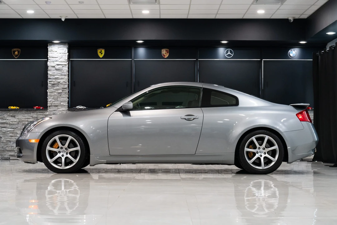 2004 Infiniti G35 3rd Gen - Image 13 of 31