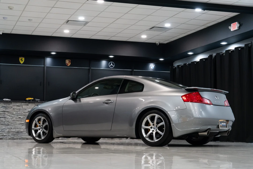 2004 Infiniti G35 3rd Gen - Image 16 of 31