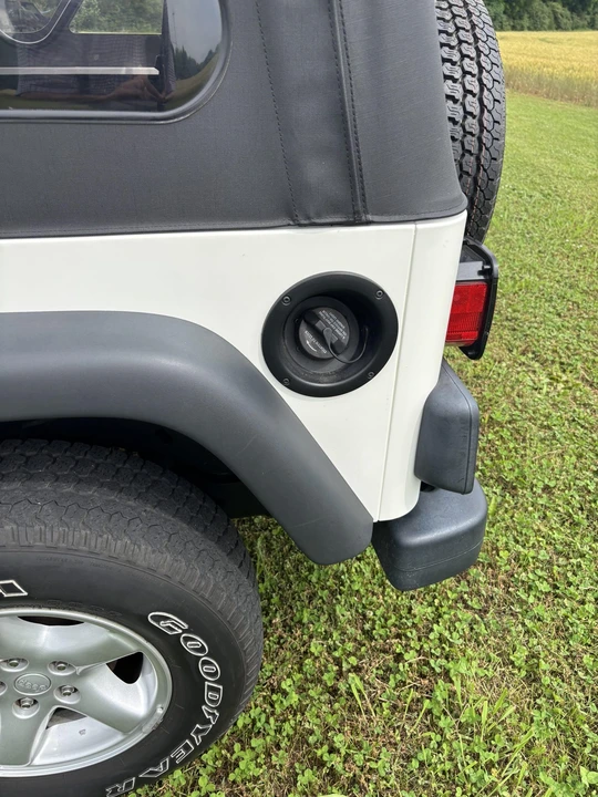 2004 Jeep TJ Wrangler - Image 12 of 31