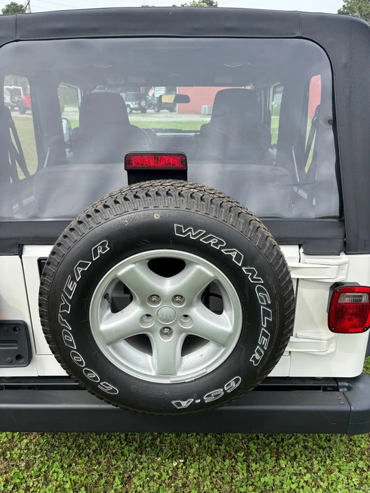 2004 Jeep TJ Wrangler - Image 26 of 31