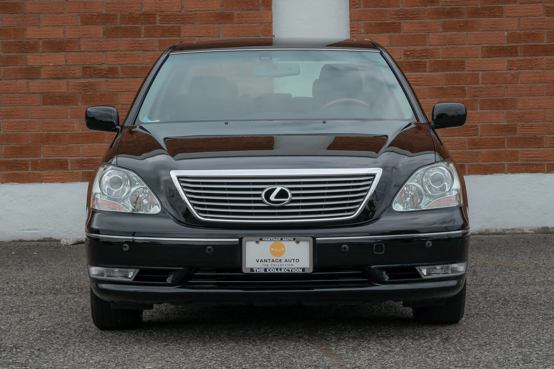 2004 Lexus LS 3rd Gen - Image 2 of 31
