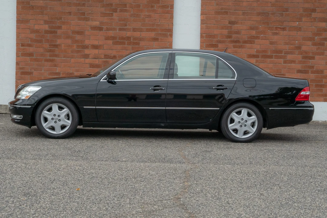 2004 Lexus LS 3rd Gen - Image 6 of 31