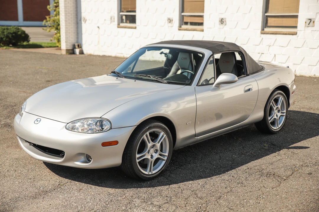 2004 Mazda NB MX-5 Miata - Image 3 of 31
