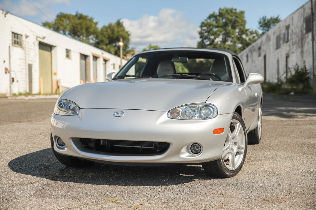 2004 Mazda NB MX-5 Miata - Image 2 of 31