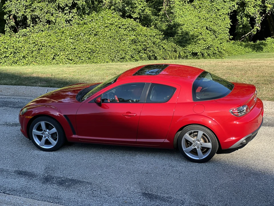 2004 Mazda RX-8 1st Gen - Image 25 of 31
