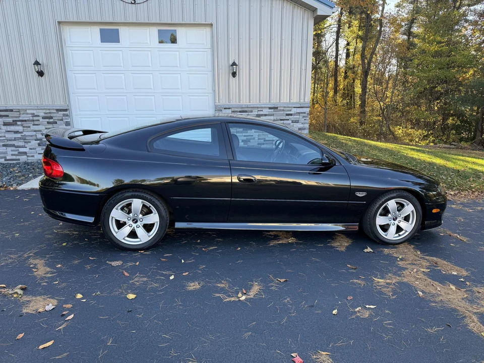 2004 Pontiac GTO 4th Gen - Image 14 of 31
