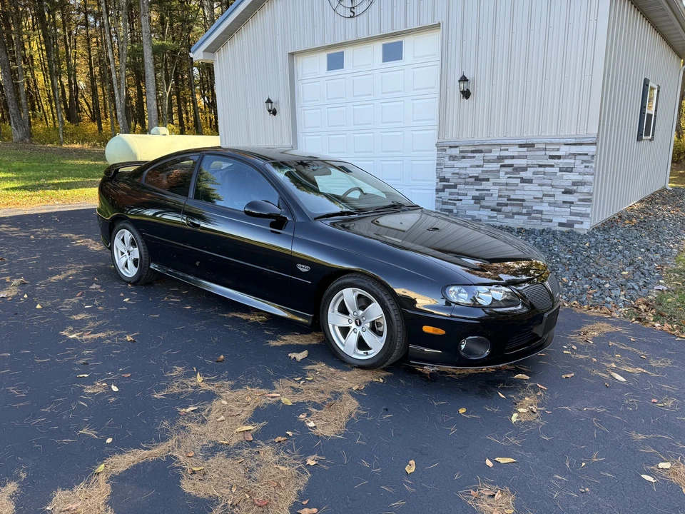 2004 Pontiac GTO 4th Gen - Image 16 of 31