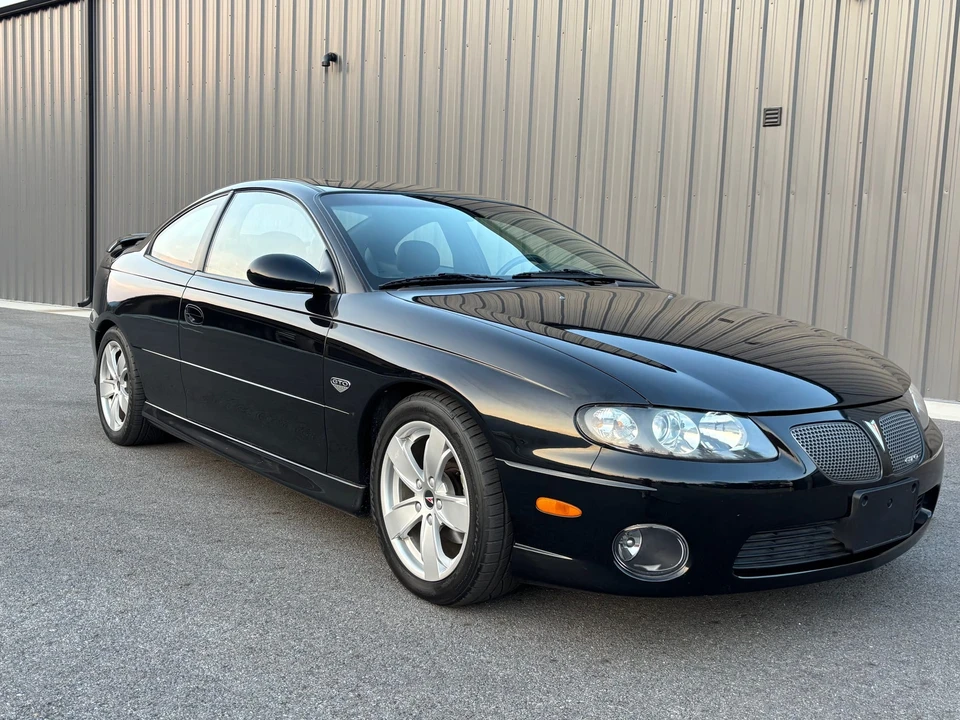 2004 Pontiac GTO 4th Gen - Image 12 of 31