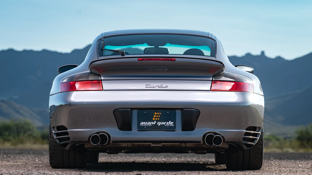 2004 Porsche 996 Turbo - Image 26 of 31