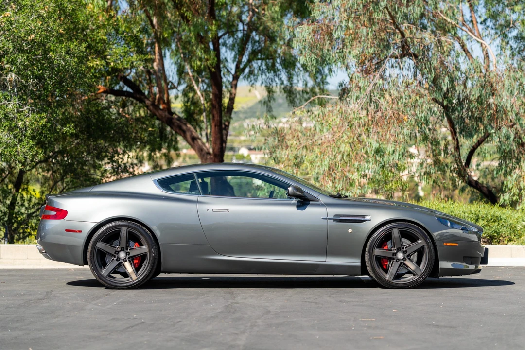 2005 Aston Martin DB9 - Image 8 of 31