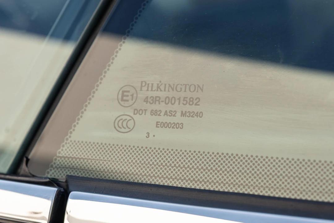 2005 Aston Martin DB9 - Image 27 of 31