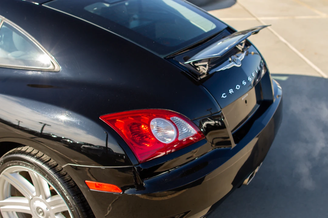 2005 Chrysler Crossfire - Image 27 of 31