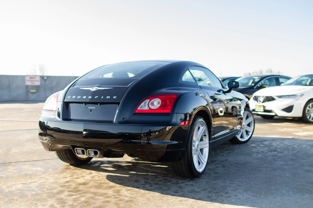 2005 Chrysler Crossfire - Image 6 of 31